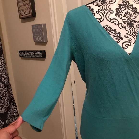 Gap wrap Vneck sweater turquoise - Picture 3 of 6